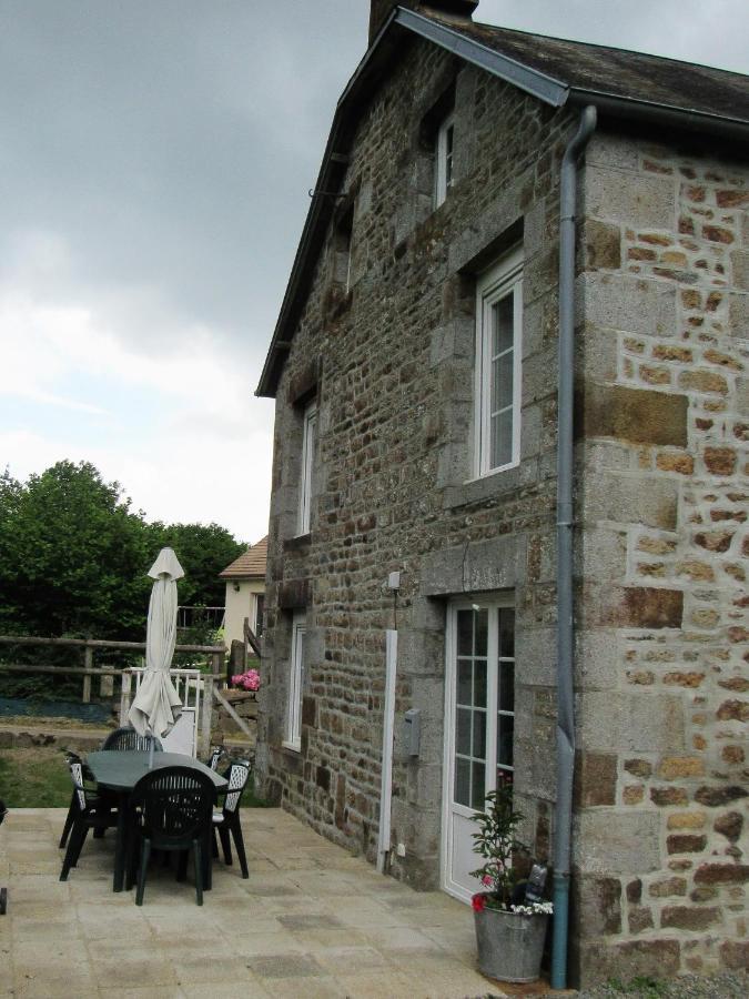 Gite Marlotte La Lande-Saint-Simeon المظهر الخارجي الصورة